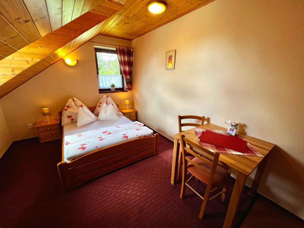 Penzion Zrzka Kořenov Exterior foto